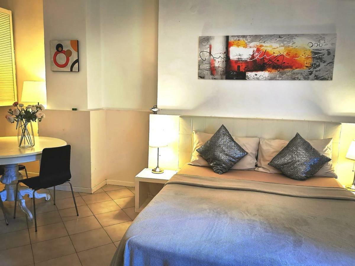 פירנצה Borgo Ognissanti Central And Charming Location מראה חיצוני תמונה